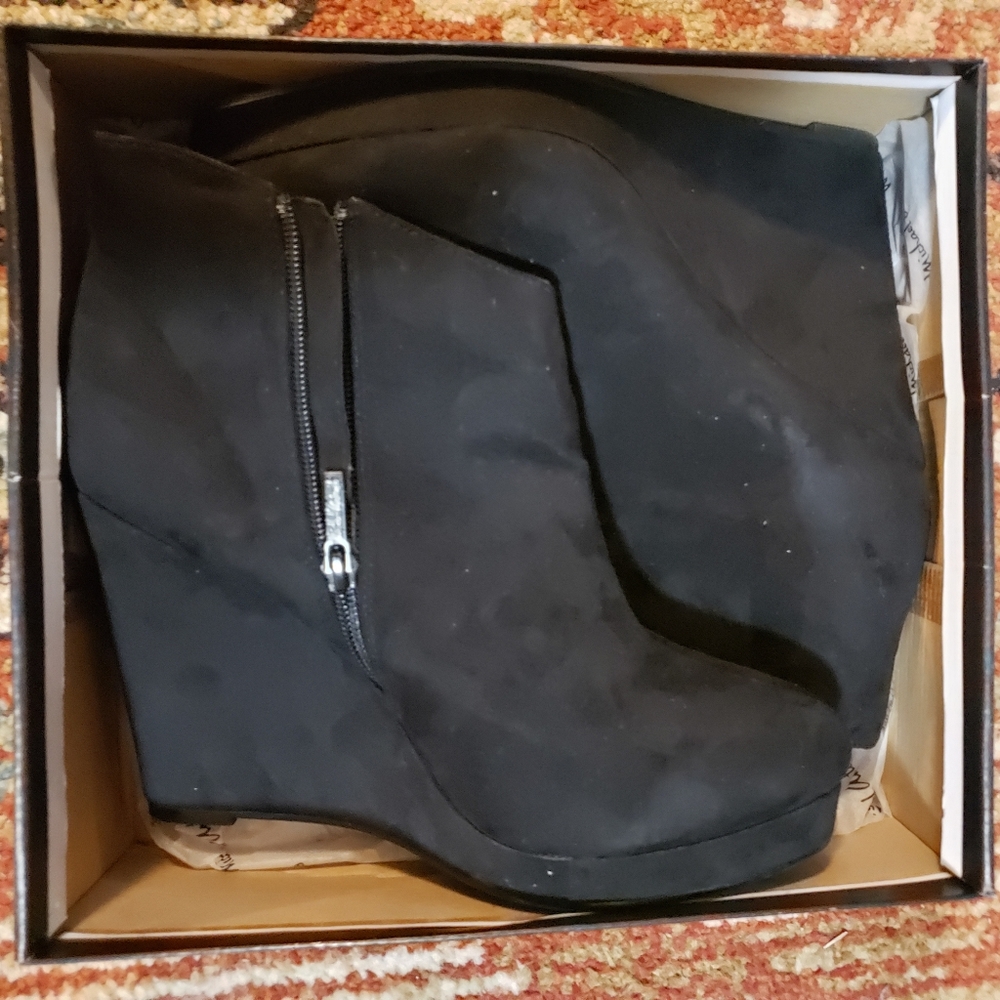 Booties - Picture 5 of 5